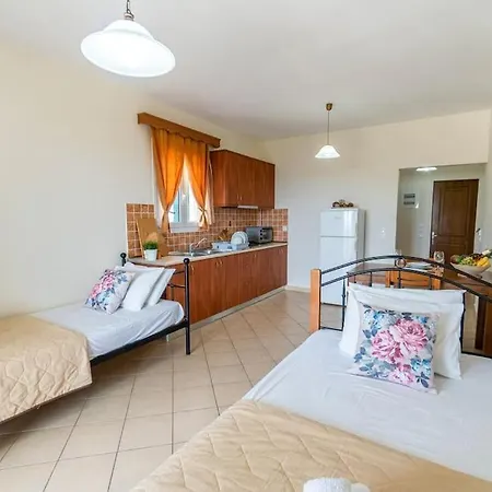 Sunny Aprt At Klelia Apartment